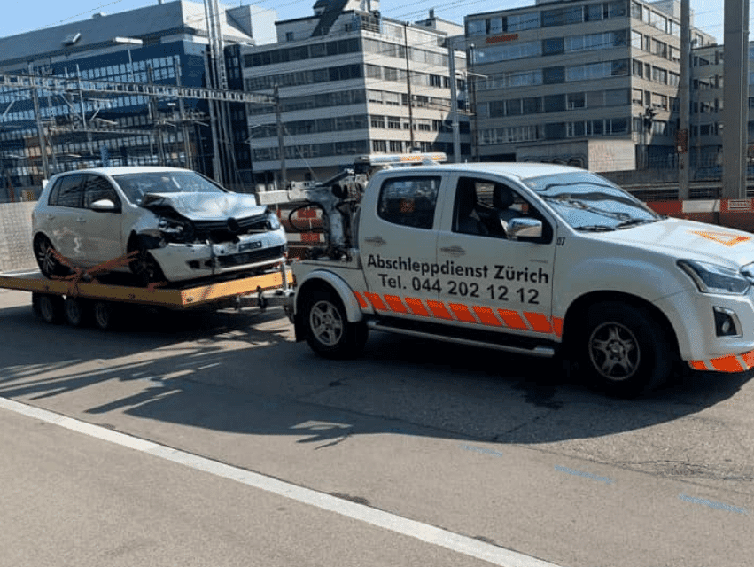 Elektroauto_Abschleppen_968