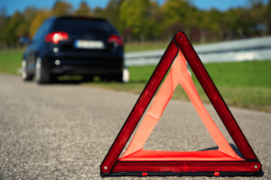 Auto defekt auf der Autobahn